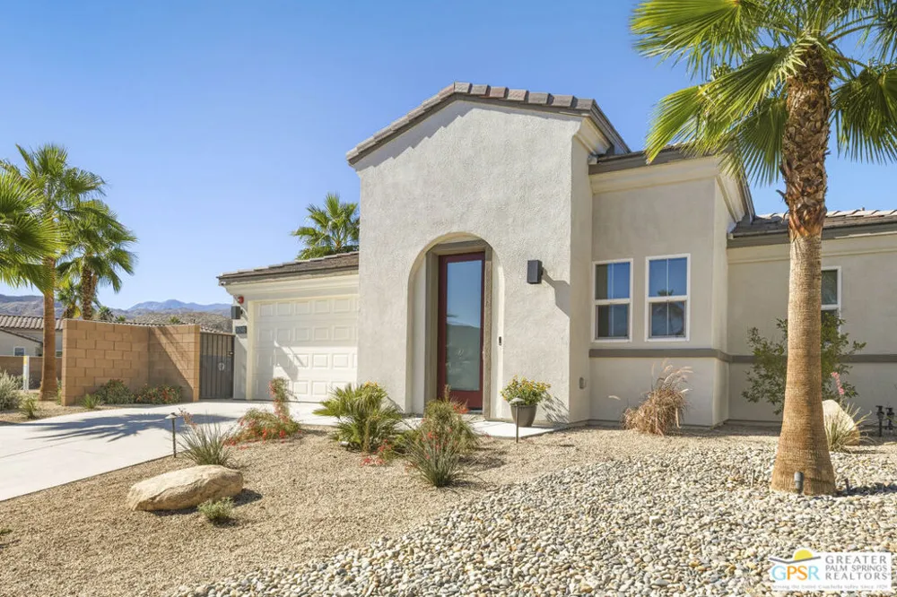 36595 Paseo Del Sol Cathedral City, CA 92234