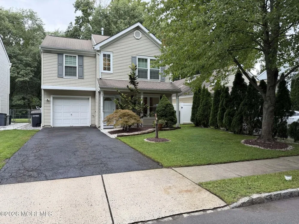 71 New Beginnings Crossing Manalapan, NJ 07726