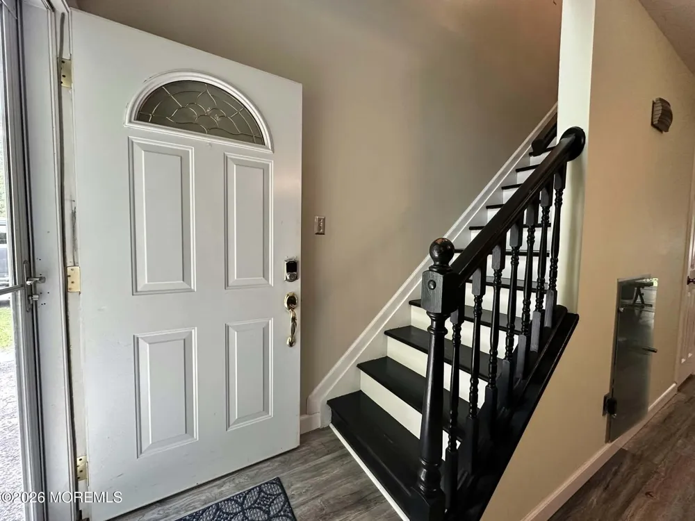 71 New Beginnings Crossing Manalapan, NJ 07726