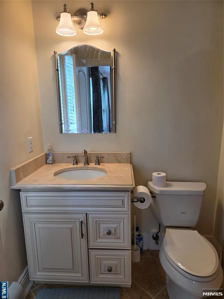 60 1st Harrington Park, NJ 07640