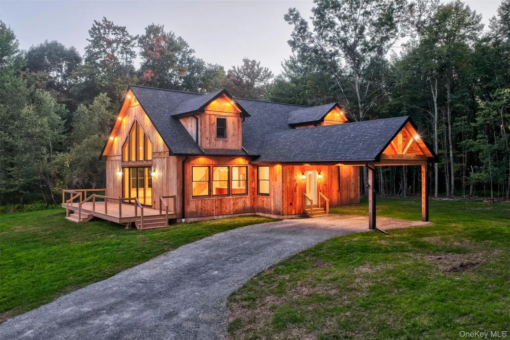 184 Mahls Pond Road Narrowsburg, NY 12764
