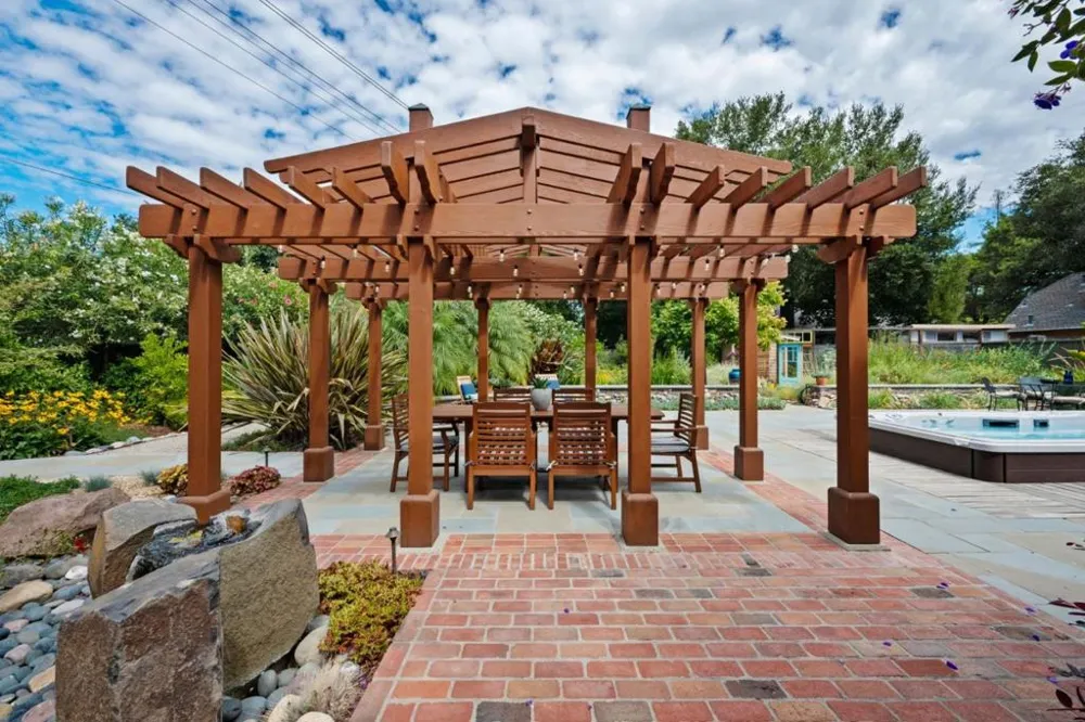 1301 Bryant Street Palo Alto, CA 94301