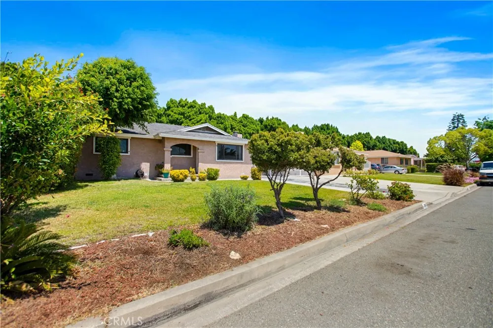 1911 W Palm West Covina, CA 91790