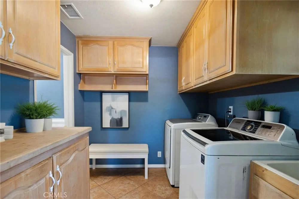 1911 W Palm West Covina, CA 91790