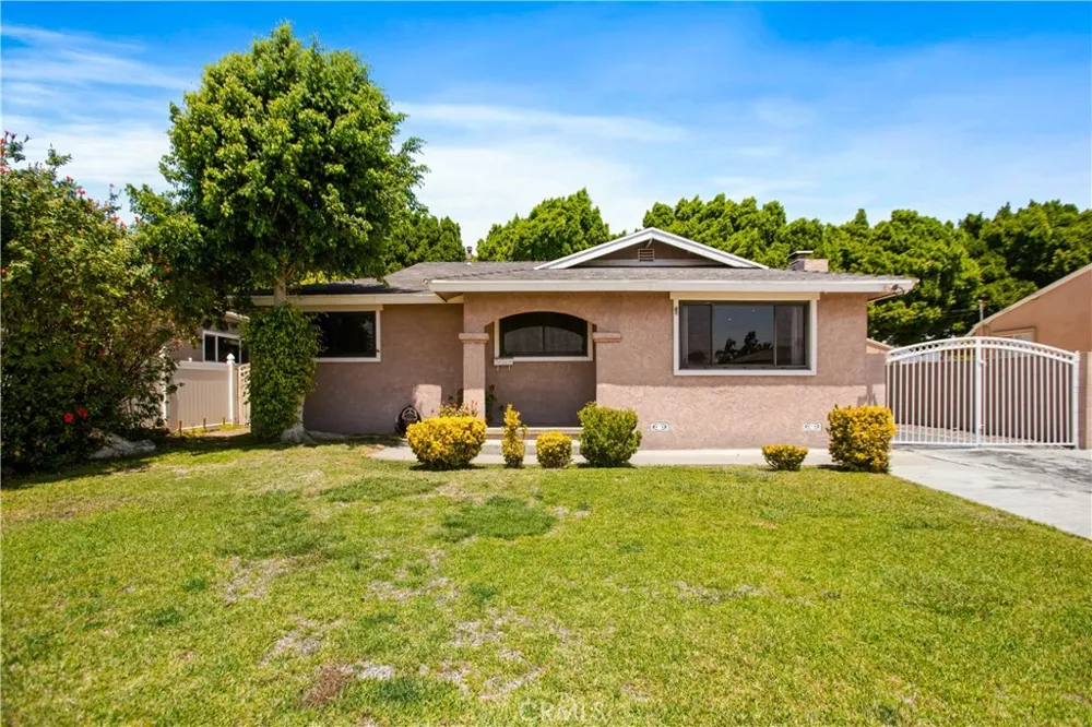 1911 W Palm West Covina, CA 91790