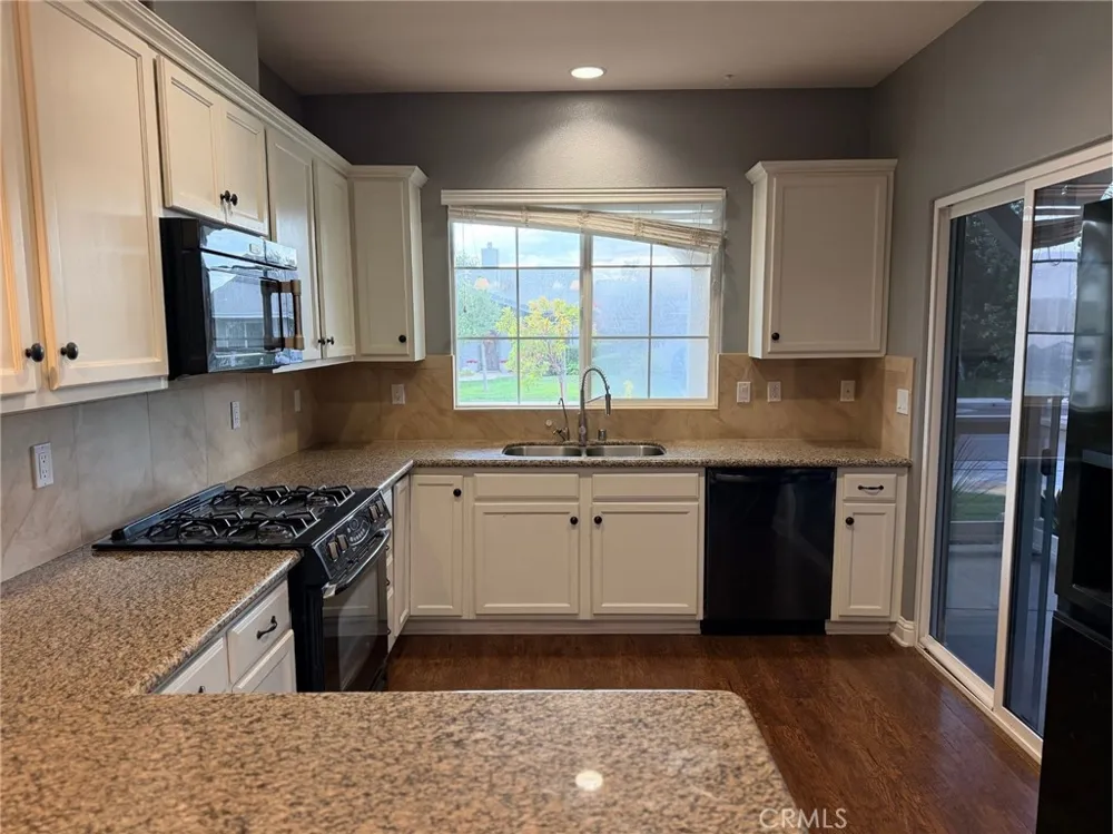 412 Penelope Lane Santa Maria, CA 93455