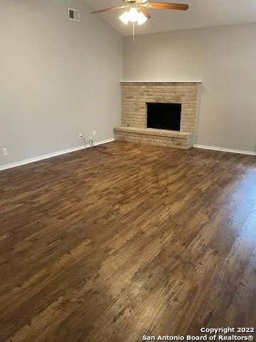 5634 LARKMEADOW DR San Antonio, TX 78233