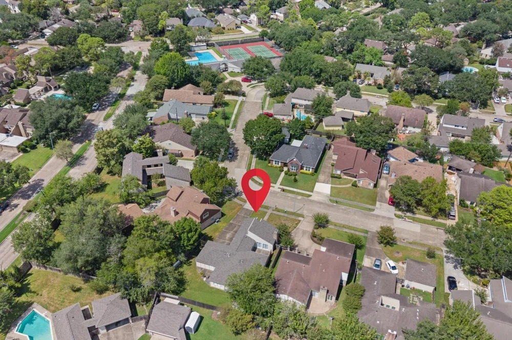11535 Ella Lee Lane Houston, TX 77077