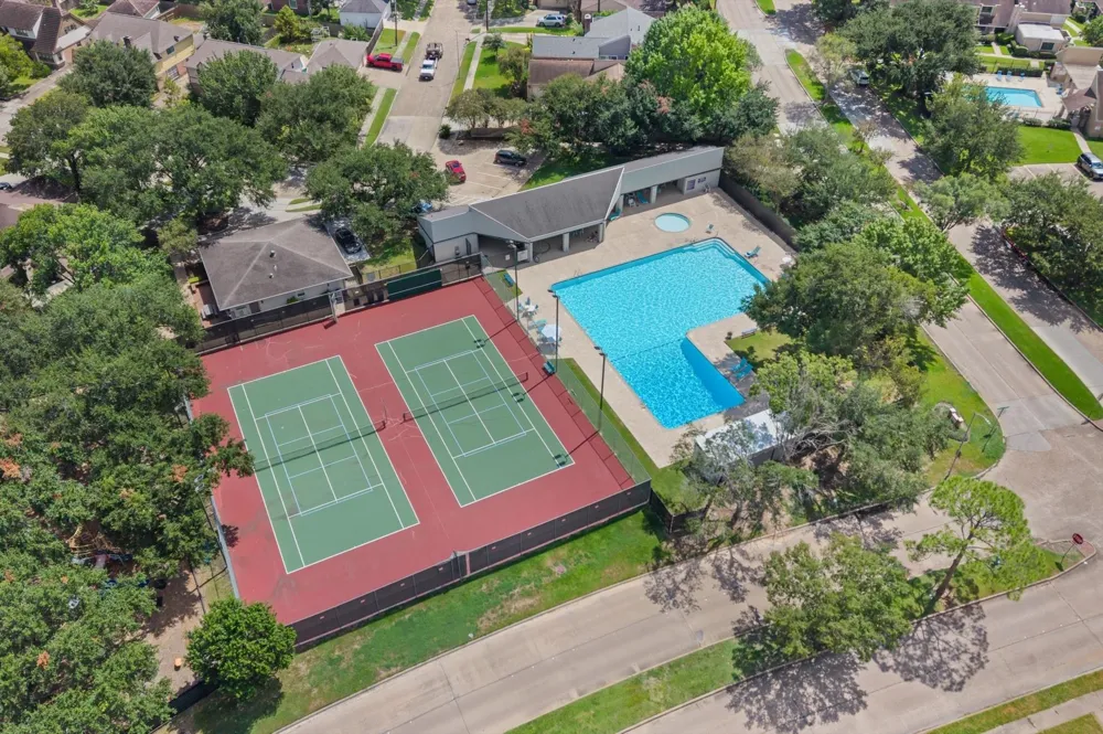 11535 Ella Lee Lane Houston, TX 77077
