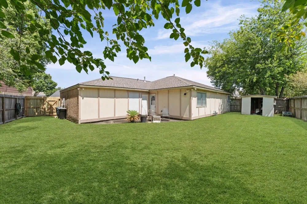 11535 Ella Lee Lane Houston, TX 77077
