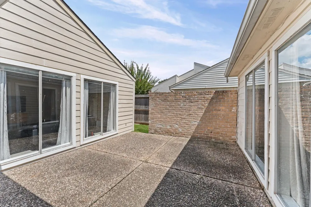 11535 Ella Lee Lane Houston, TX 77077