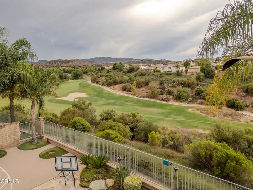 27041 Timberline Terrace Valencia, CA 91381
