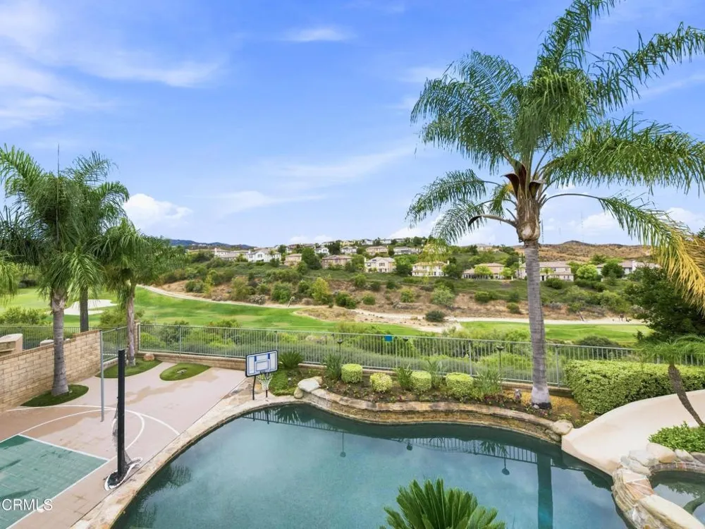 27041 Timberline Terrace Valencia, CA 91381
