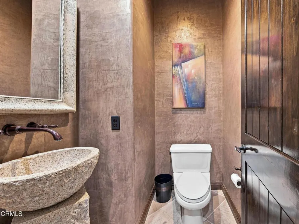 27041 Timberline Terrace Valencia, CA 91381