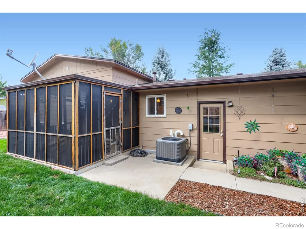 409 E Saint Clair Avenue Longmont, CO 80504