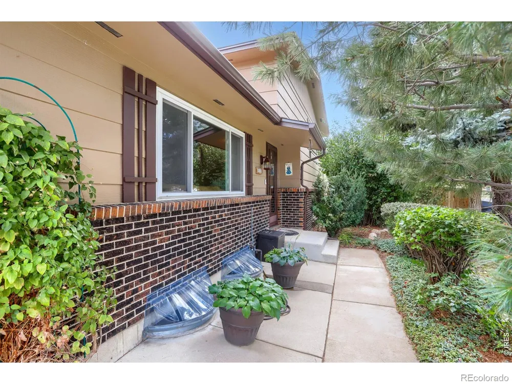 409 E Saint Clair Avenue Longmont, CO 80504