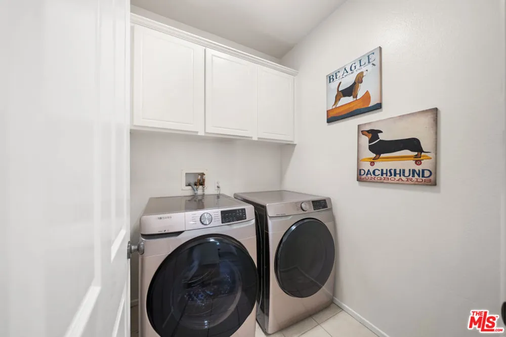 270 Lockford Irvine, CA 92602