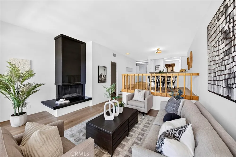 6229 Marina Pacifica Long Beach, CA 90803