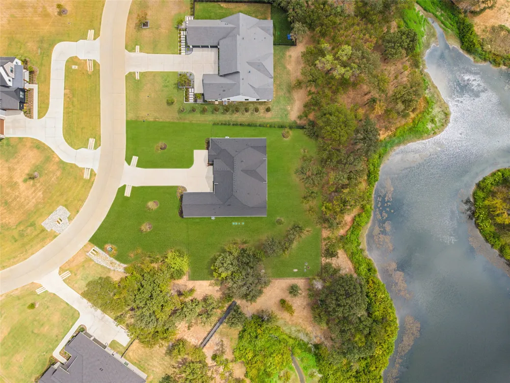 1733 Aspen Crossing Oak Point, TX 75068