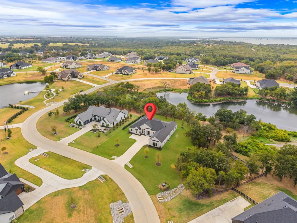 1733 Aspen Crossing Oak Point, TX 75068