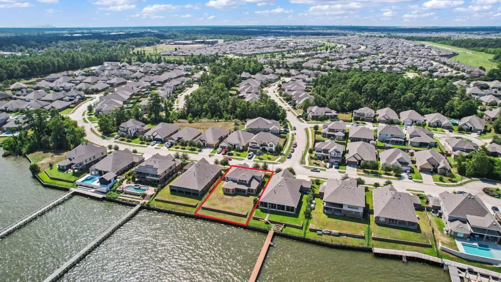 15526 Westward Lake Lane Hockley, TX 77044
