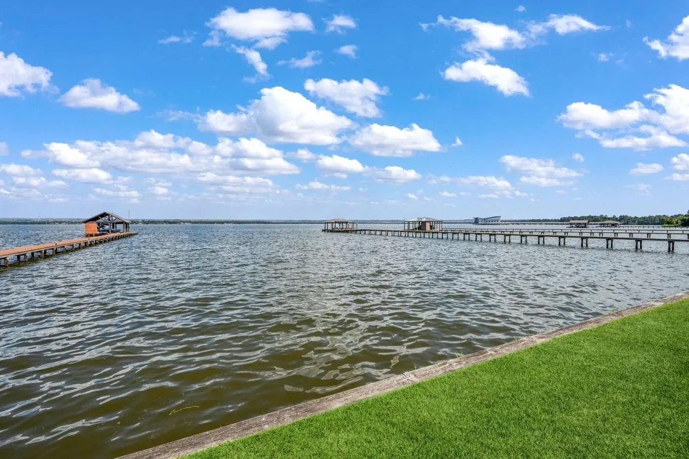 15526 Westward Lake Lane Hockley, TX 77044