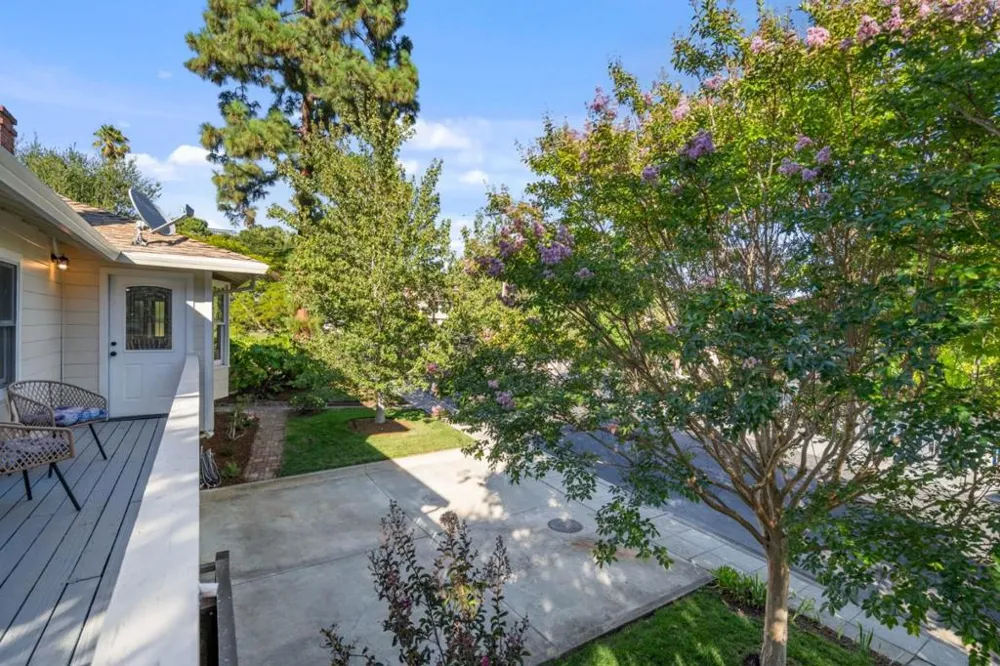 2 Beverly Drive San Carlos, CA 94070