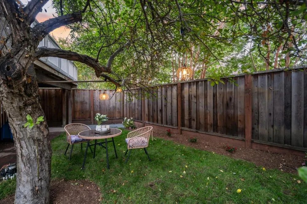 2 Beverly Drive San Carlos, CA 94070