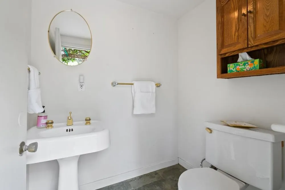 2 Beverly Drive San Carlos, CA 94070
