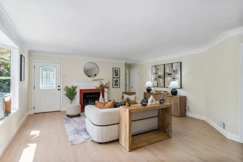 2 Beverly Drive San Carlos, CA 94070