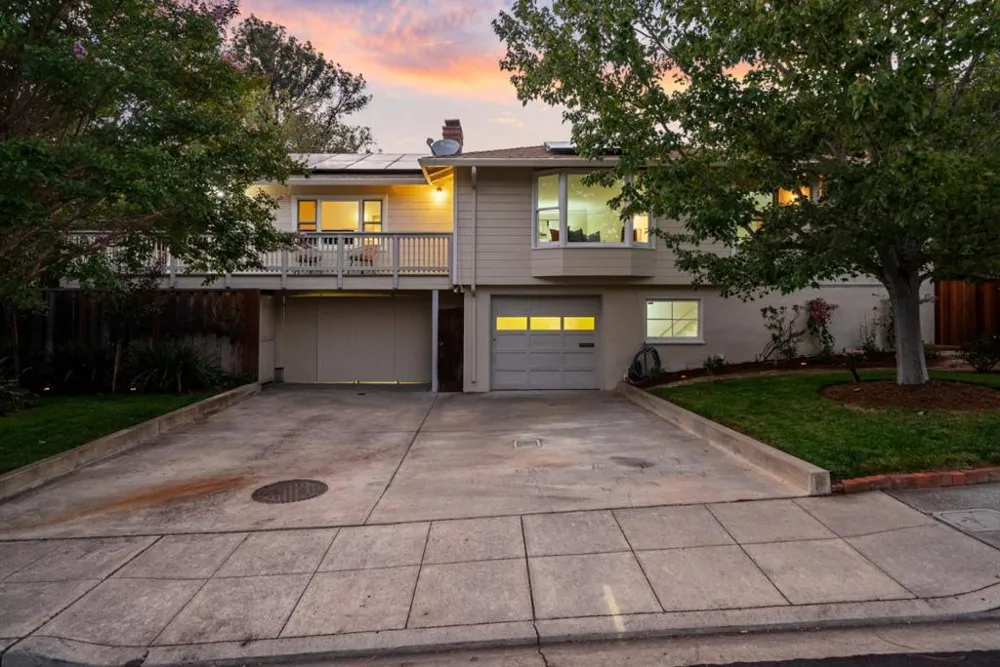 2 Beverly Drive San Carlos, CA 94070