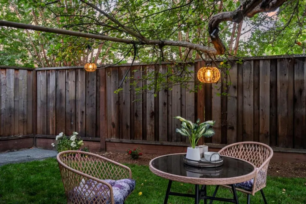 2 Beverly Drive San Carlos, CA 94070