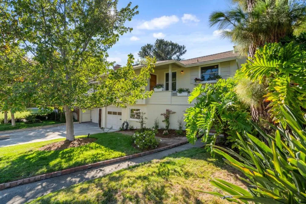 2 Beverly Drive San Carlos, CA 94070