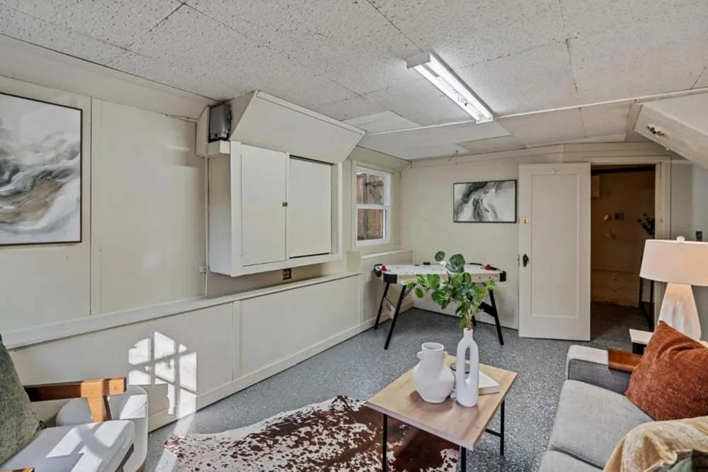 2 Beverly Drive San Carlos, CA 94070