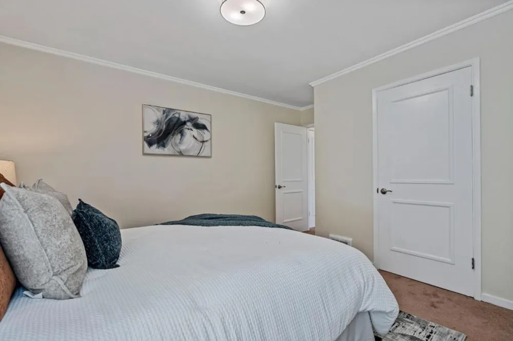 2 Beverly Drive San Carlos, CA 94070