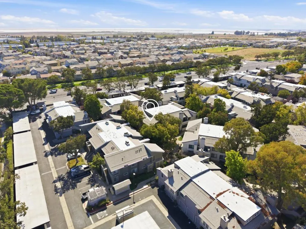 6386 Buena Vista Drive #B Newark, CA 94560