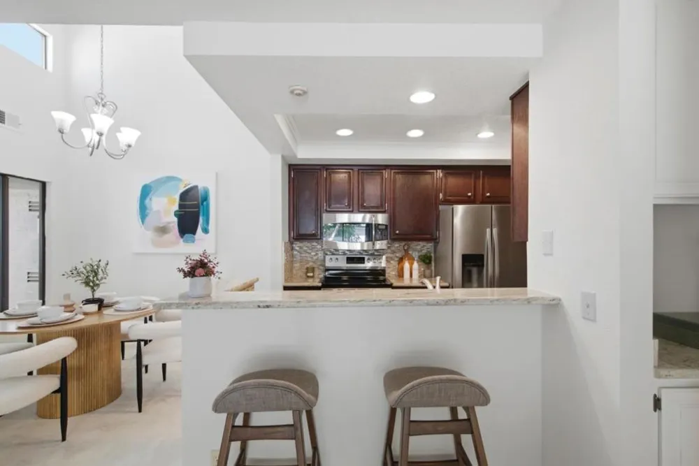 6386 Buena Vista Drive #B Newark, CA 94560