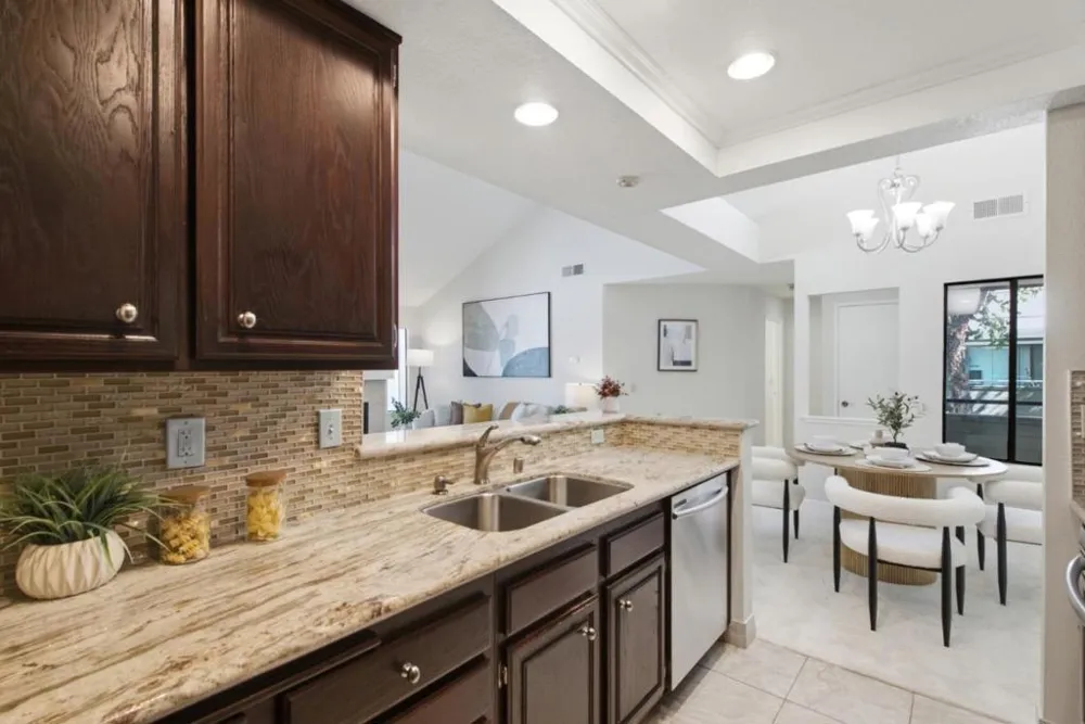6386 Buena Vista Drive #B Newark, CA 94560