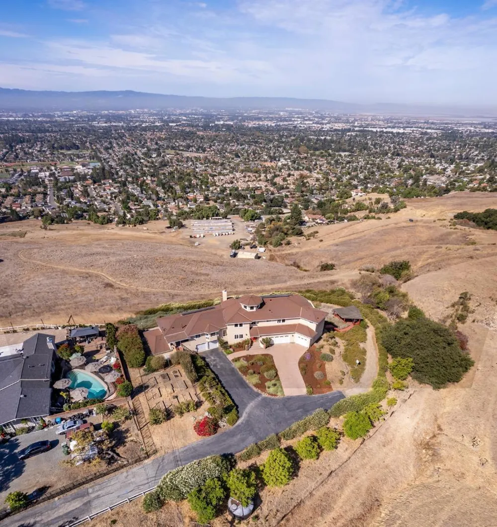 3625 Sierra Road San Jose, CA 95132