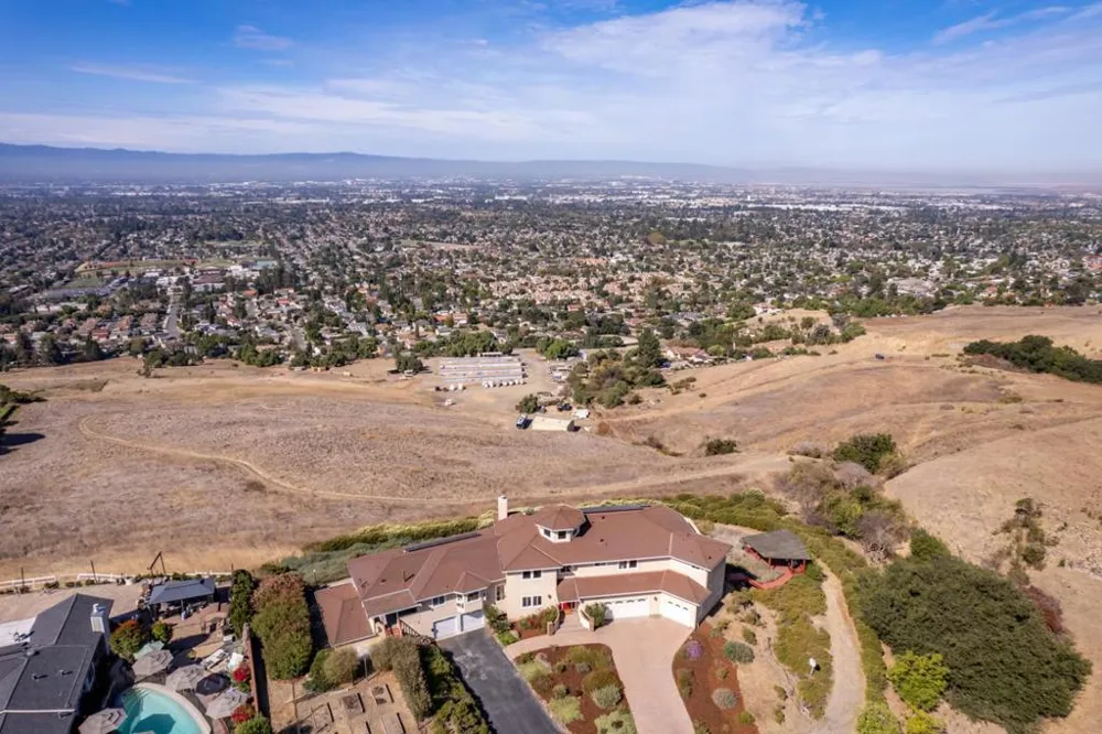 3625 Sierra Road San Jose, CA 95132