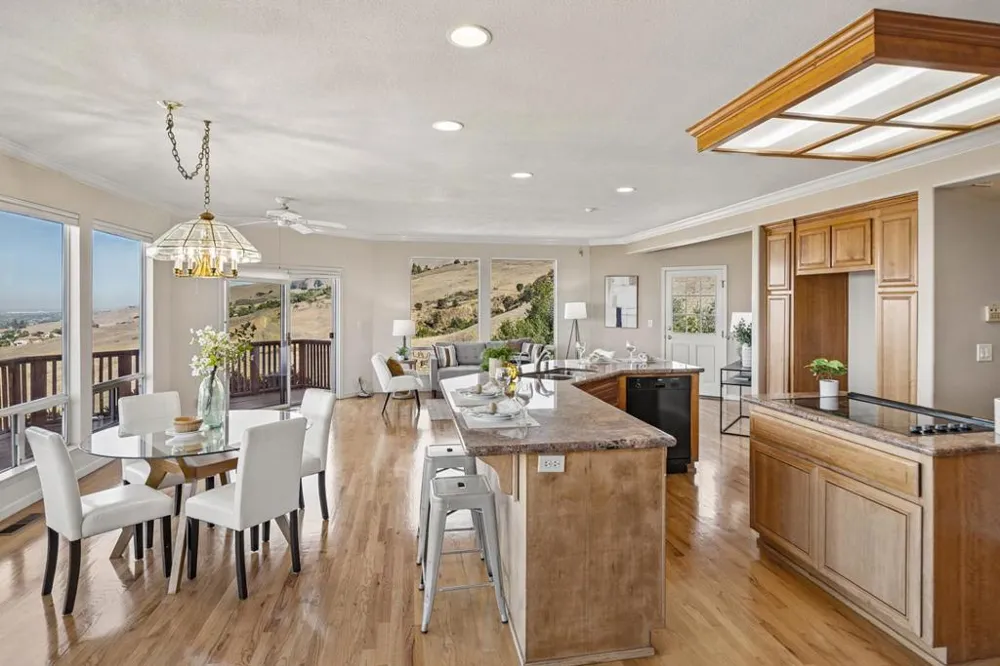 3625 Sierra Road San Jose, CA 95132