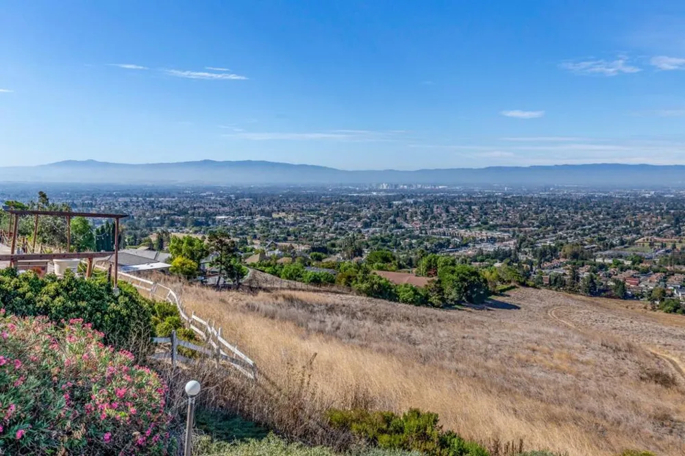 3625 Sierra Road San Jose, CA 95132