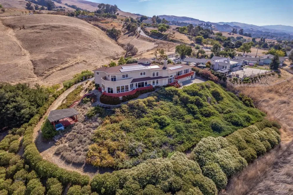 3625 Sierra Road San Jose, CA 95132