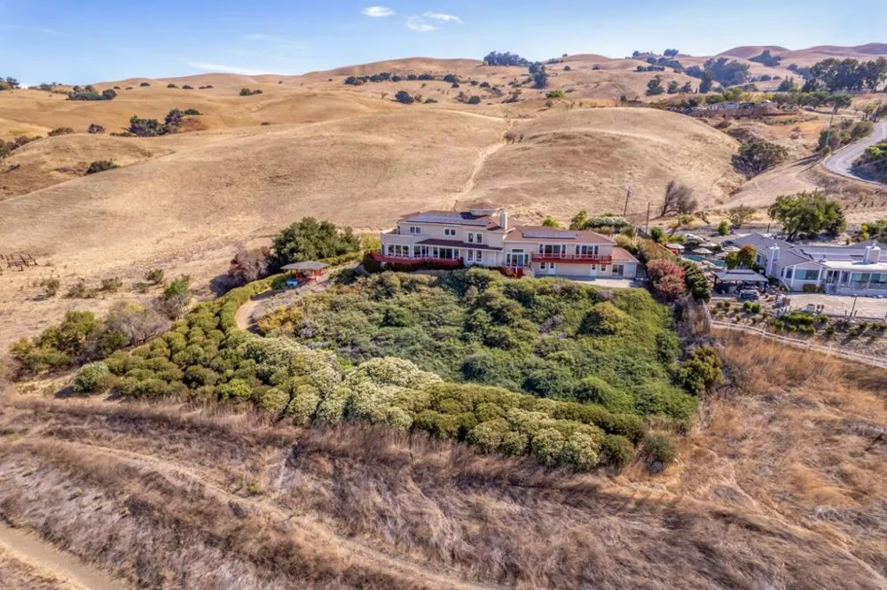 3625 Sierra Road San Jose, CA 95132
