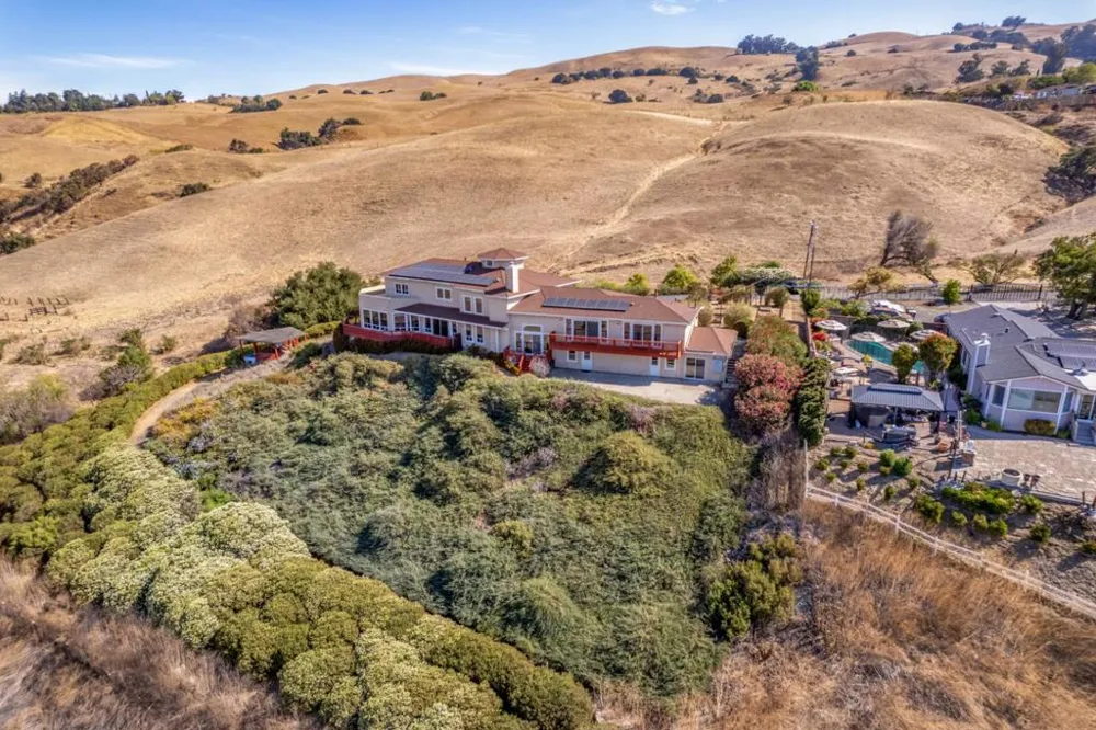 3625 Sierra Road San Jose, CA 95132