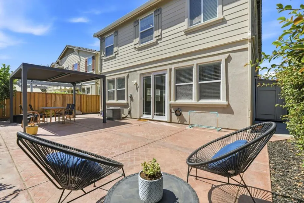 17054 Mimosa Drive Morgan Hill, CA 95037