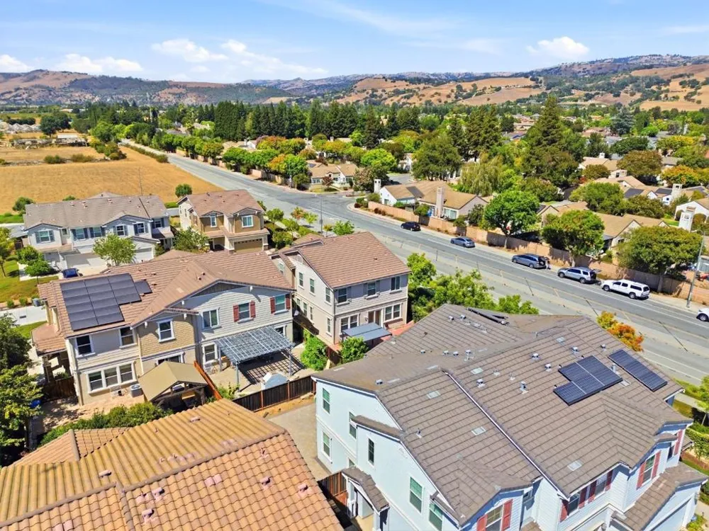 17054 Mimosa Drive Morgan Hill, CA 95037