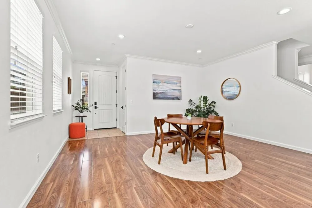 17054 Mimosa Drive Morgan Hill, CA 95037