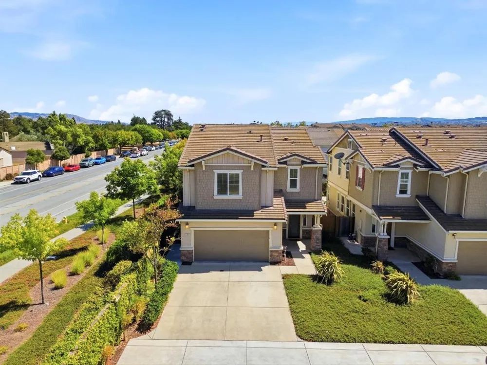 17054 Mimosa Drive Morgan Hill, CA 95037