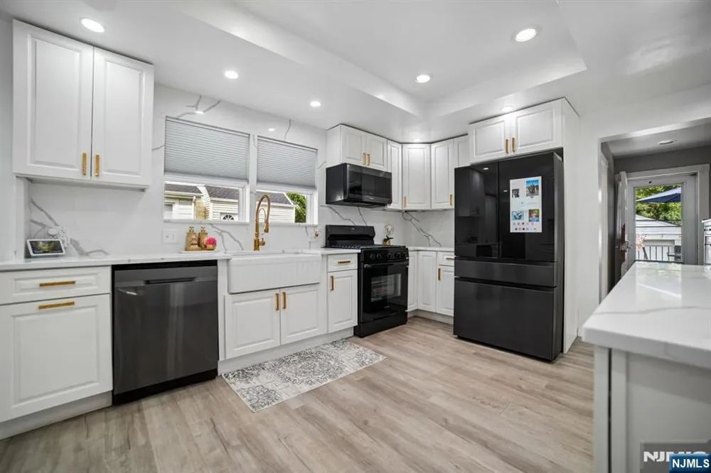 157 John Street Englewood, NJ 07631